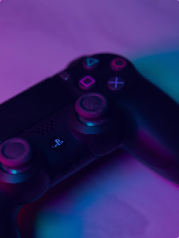 Home 10 taylor r BVi74hFpZfc unsplash GymWorkoutPlan